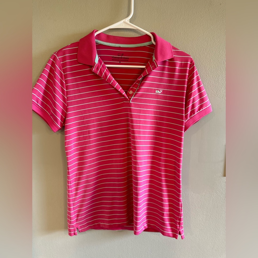 Vineyard vines, women’s performance short sleeves top - size S